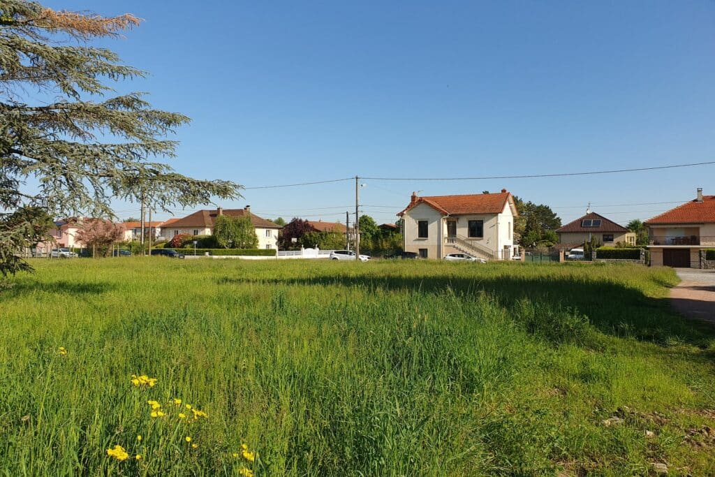 RIORGES-42-M.OE-Construction-du-site-principal-de-Roannaise-de-lEau